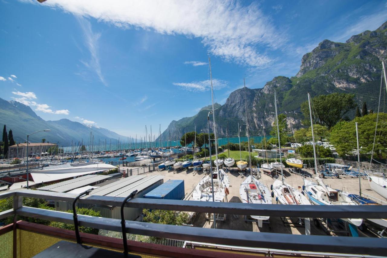 Residence Cristine Riva del Garda Exterior foto